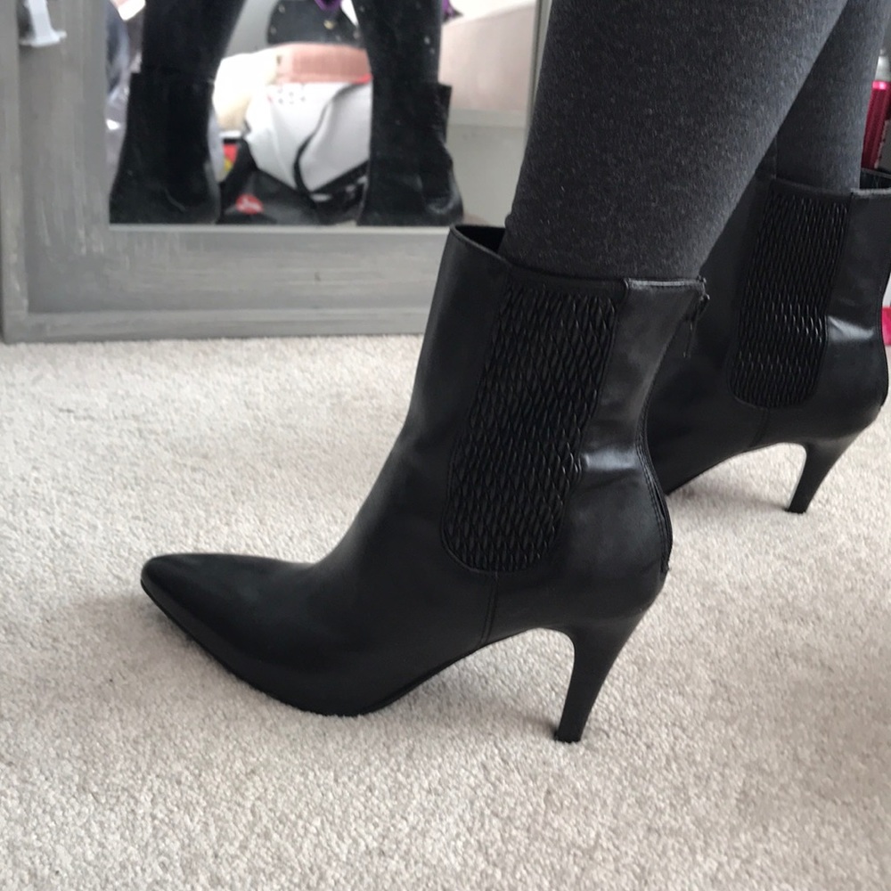 High heel ankle booties